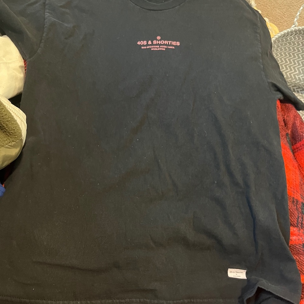 B 15         40s and Shorties Classic Tee-- Black/Neon Pink